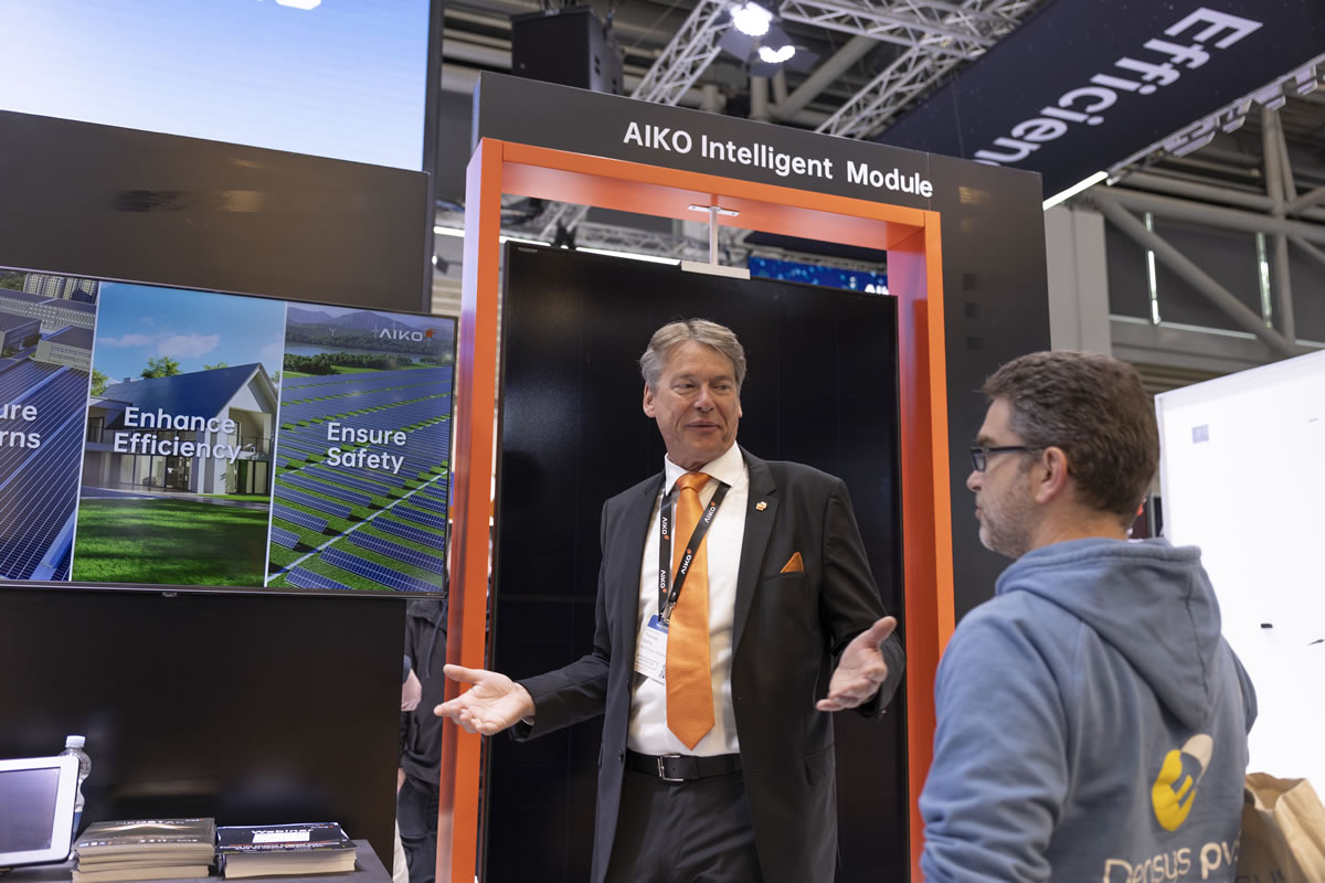 和记携“黑科技”新品亮相Intersolar展